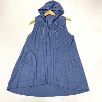새상품급 LEILIAN 레리안 후드 부착 컷 베스트