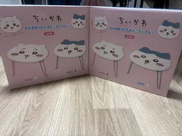 치이카와 (먼작귀) 얼굴 접이식 미니 테이블