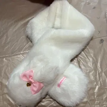 오늘만 가격 인하! 토끼 머플러?
