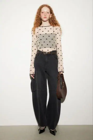 새상품 MICHIXSLY SHEER MOTIF 상의
