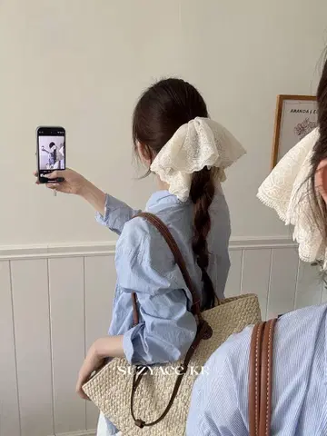 한국제 미사용 아이보리 레이스 프릴 곱창 끈