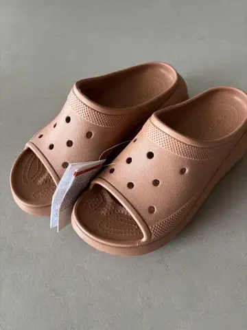 Crocs 핑크 비치 샌들 크러쉬 슬라이드 통굽