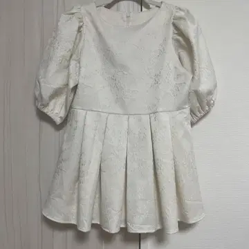 고베 레터스 자카드 턱 페플럼 블라우스 [C6748]