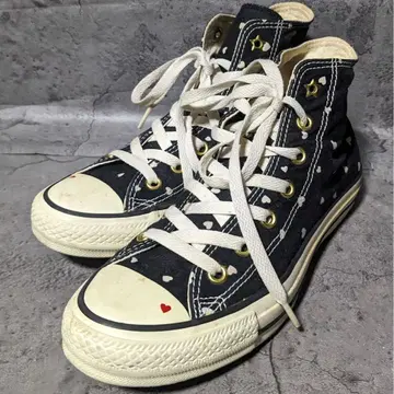 [ CONVERSE ALLSTAR ] 하트 무늬 하이컷 스니커즈