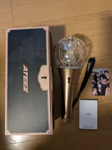ATEEZ 펜라이트 라이트니 ver.2 트레이딩 카드 포함