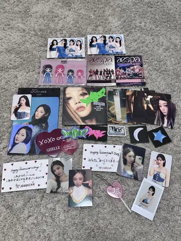 aespa 카리나 지젤 윈터 닌닌 트레이딩 카드 굿즈 CD
