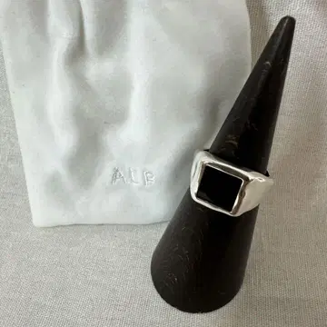 ALP 스톤이 세팅된 SV925 반지 (15호)
