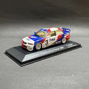 BMW 318i 1/43 MINICHAMPS
