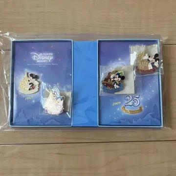 도쿄 디즈니 리조트 25주년 기념 핀 배지 세트