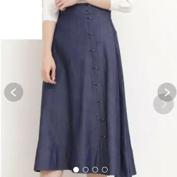PROPORTION 플레어 스커트