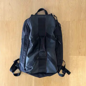 BRIEFING Travel Pack