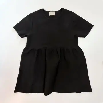 UNITED ARROWS 페플럼 숏 슬리브 니트 반팔 블랙