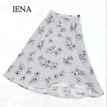 [ IENA ] 이에나 꽃무늬 스트라이프 플레어 스커트 화이트 36