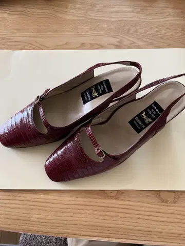 여성용 펌프스 24cm 와인색 5~6회 사용