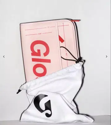 Glossier The Beauty Bag 핑크 파우치