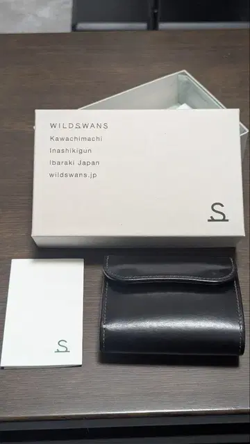 WILD SWANS 와일드 스완스 이노 안장 풀업 3단 폴더형 지갑