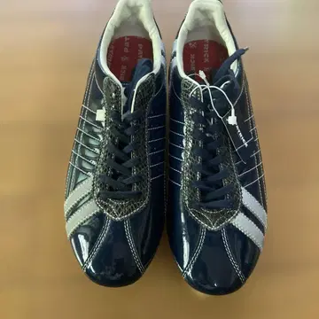 패트릭 네이비 스니커즈