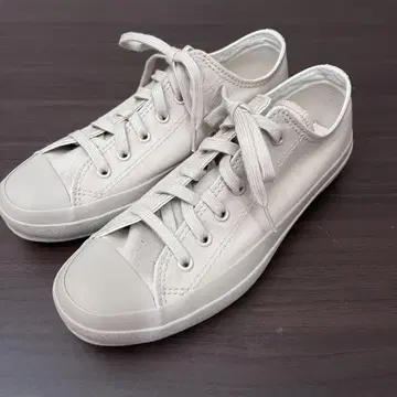 문스타 스니커즈 FINE VULCANIZED/LOWBASKET