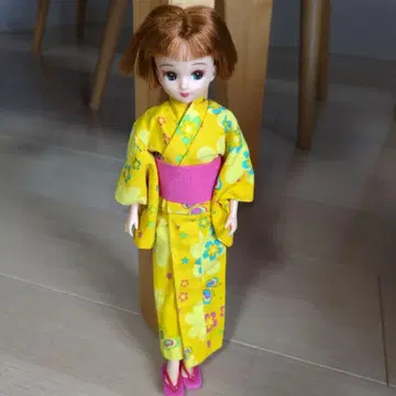 레트로 유카타 리카짱 나비