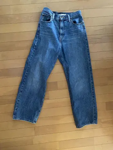 스트레이트 데님 블루 높은 허리