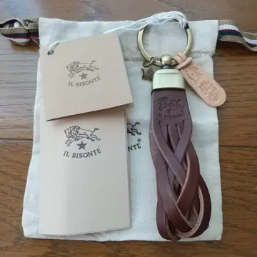 미사용 새상품 일비종떼 IL BISONTE 키링 스타 참 포함