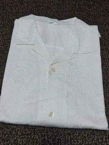 GAP 화이트 반팔 셔츠 XL