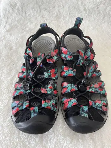 KEEN 위스퍼 샌들 24cm