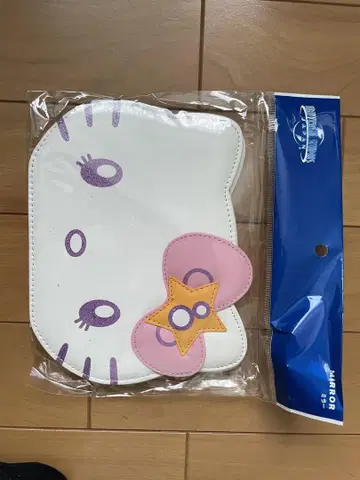 헬로키티 얼굴 모양 거울 별 모양 장식