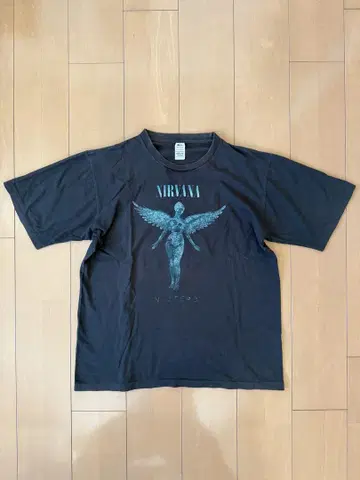 90년대 티셔츠 Nirvana in utero 카키