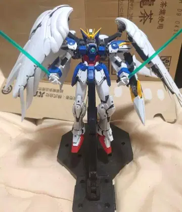 MG 1/100 윙 건담 제로 EW Ver.Ka 조립
