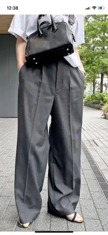 Spick and Span 워셔블 턱 스트레이트 팬츠