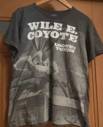 LOONEY TUNES WILE E. COYOTE 티셔츠 M