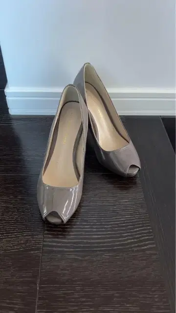 오픈토 9cm 힐 펌프스