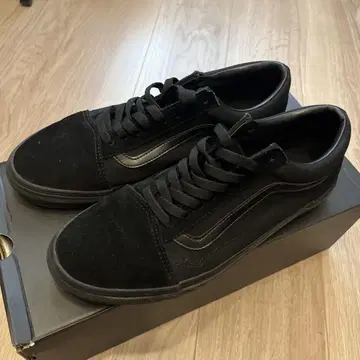 VANS 올드스쿨 스웨이드 블랙 스니커즈