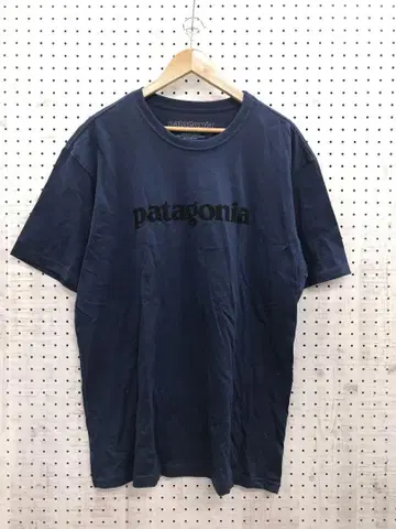 새상품 patagonia 심플 로고 프린트 티셔츠 레귤러 핏