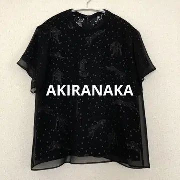 새상품 [ AKIRANAKA ] 애니멀 도트 시어 2층 블라우스