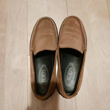 Tod's 브라운 스웨이드 로퍼