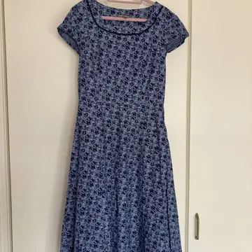 Laura Ashley 원피스