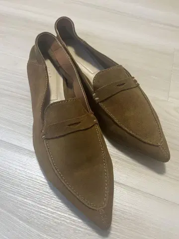 자라 펌프스