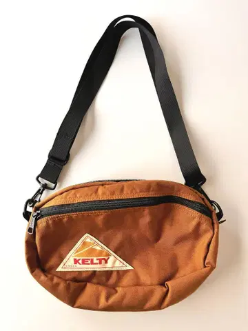 KELTY 브라운 숄더백