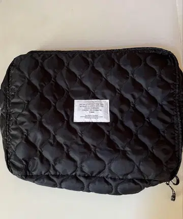 FORME 히가시하라 아키 퀼팅 트래블 파우치 large