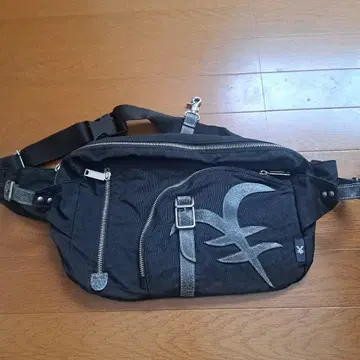 YEN JEANS 바디백 블랙