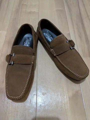 FERRAGAMO 브라운 스웨이드 드라이빙 슈즈