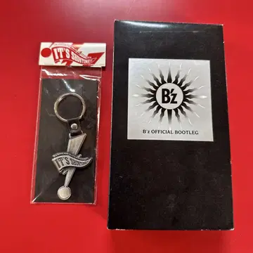 팬클럽 한정판 B'z 키링 IT'S SHOWTIME VHS 비디오 포함