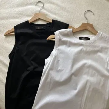 Styling/ 슬리브리스 T셔츠 2색 세트