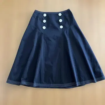 엠즈 그레이시 스티치 스커트 블랙