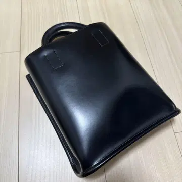 피에니 가죽 백 PIENI TOTE S