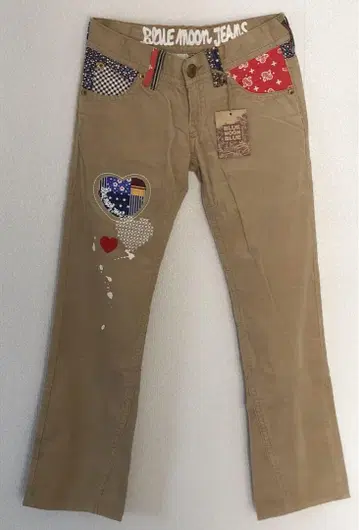[새상품] Blue Moon Jeans 하트 디자인 팬츠