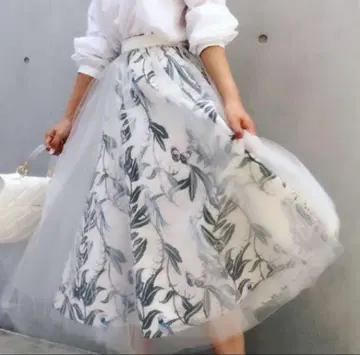 Ameri LILLY BELL TULLE SK 릴리 벨 얇은 명주 스커트