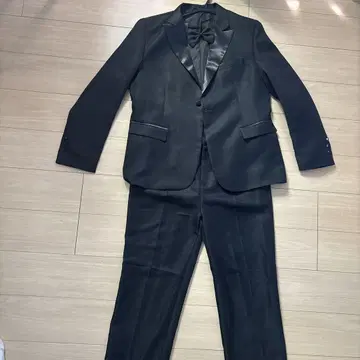 블랙 턱시도 보타이 포함